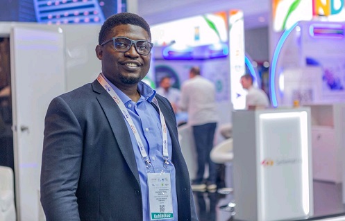 Le Nigérian Chuks Ekwueme a présenté le premier robot humanoïde made in Africa