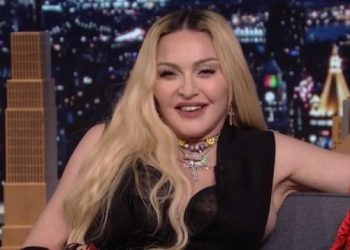 Madonna hospitalized for a few days for having a bacterial infection, tour postponed