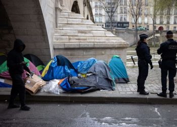 JO 2024: avec plus de 12500 personnes expulsées, des associations dénoncent un «nettoyage social»